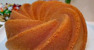 طرز تهیه کیک وانیلی اسفنجی و خوشمزه با عطر و طعم بی نظیر