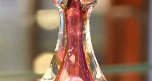 تعبیر خواب عطر ابن سیرین و امام صادق و حضرت یوسف و عطر زدن زن متاهل