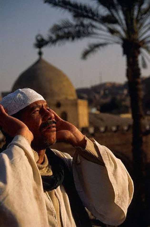 تعبیر خواب اذان شنیدن ابن سیرین و امام صادق و شنیدن صدای اذان از مسجد برای زن تعبیر خواب اذان شنیدن ابن سیرین و امام صادق و شنیدن صدای اذان از مسجد برای زن