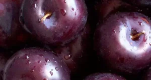 تعبیر خواب آلو سیاه امام صادق + حضرت یوسف برای زن متاهل و دختر مجرد