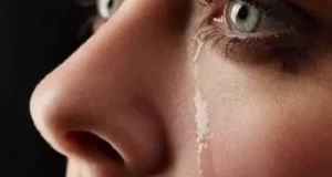 تعبیر خواب اشک ابن سیرین + گریه و اشک ریختن مرد و دختر مجرد و زن متاهل