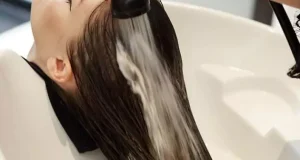تعبیر خواب شستن موی سر امام صادق و ابن سیرین + توسط دیگری برای دختر مجرد